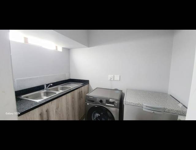 3 BEDROOM PROPERTY TO RENT IN UMHLANGA ROCKS